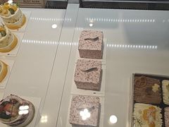 -山与蓝·轻糖鲜果蛋糕(勒泰店)
