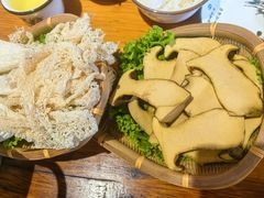 -民食香·腊排骨野生菌美食(木府店)