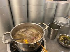 -晓沸牛肉海鲜小火锅(白湖亭万达广场店)