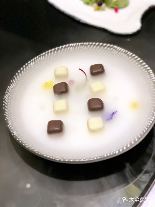 巧克力红酒鹅肝