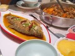 -黄记煌三汁焖锅(新佳丽江汉路店)