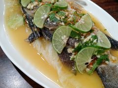 -Dang restaurant (patong phuket)