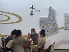 -漕河泾街道图书馆(漕河泾社区文化活动中心店)