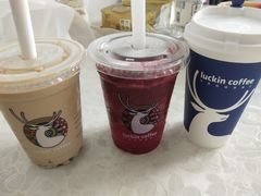 -瑞幸咖啡(凯德龙之梦莘庄店)