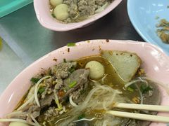 -榮泰米粉湯(Left Shop)