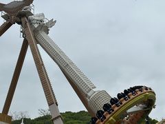 -蓝精灵乐园·世茂精灵之城主题乐园