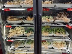 自助取餐区-拈签一笑黄牛肉辣卤串串