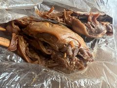 馋嘴鸭头-晶牌烤鸭(延吉东路557弄小区店)