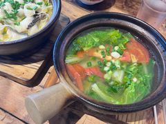 -有红鸡毛店·砂锅菜(抚琴夜市店)