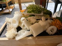 -一朵菌·野生菌探索家火锅(南亚店)