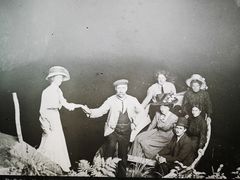 -怀托摩萤火虫洞