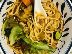 -康师傅私房牛肉面(马泉营奥莱店)