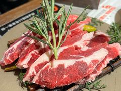 -草家酱蟹炭火烤肉店(珲春南路一店)