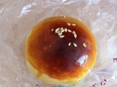 豆沙蛋黄酥-闻酥园(大慈寺店)