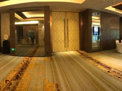 -上海漕河泾万丽酒店