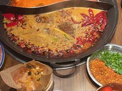 -萍姐火锅·公路夜市(武汉首店)