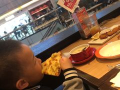 -必胜客(WOW中心城店)