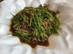 芹菜毛肚-贝勒爷·酥不腻烤鸭