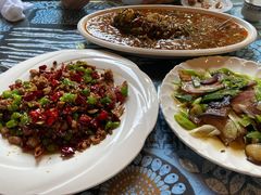 -古城苗家土菜馆(河景餐厅店)