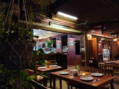 -Phensiri Thai Restaurant