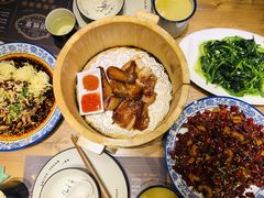 -临界音乐酒馆·小龙虾·江湖菜(华熙LIVE·鱼洞店)