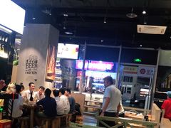 大堂-木屋烧烤(龙湖天街店)