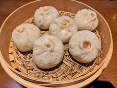 土猪肉老面小笼包-坊门老街(宜山路店)
