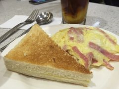 -香港新发烧腊茶餐厅(万象店)