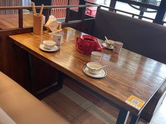 -滴水·湘逢(南汇大学城生活广场店)