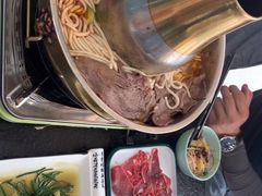 -撒拉人家.酸菜牦牛肉火锅