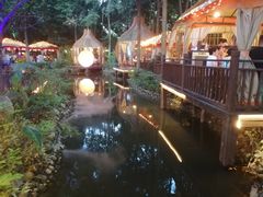 -二荆条·蜀鲜汇城市森林火锅