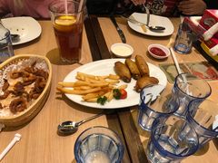 -必胜客(江桥万达店)