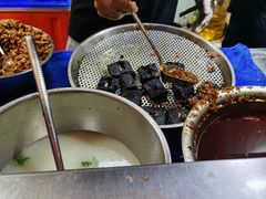 -黑色经典臭豆腐·湖南特产(步行街店)