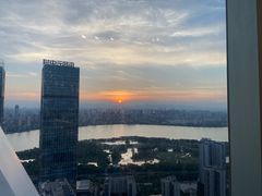 -南昌绿地华邑酒店·鲜艳全日餐厅