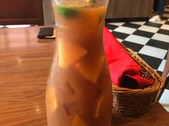 -拉亚汉堡经典餐厅(商城路店)