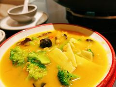 -麻六记(凤凰汇店)