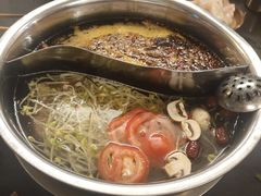 -岗上渣渣老火锅(两路口店)