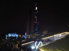 -UNI UNI(环亚凯瑟琳店)