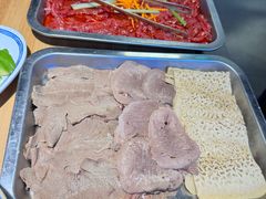 -洱火云南酸菜牛肉火锅(石景山当代商城店)