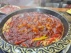 -重庆川渝肥妹火锅