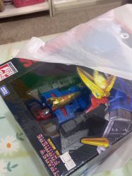 -逝水玩具折扣店