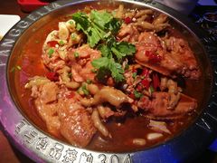 鸡翅煲-胖哥俩肉蟹煲(河北勒泰购物中心店)