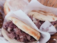-闫家驴肉老店(华电一校店)