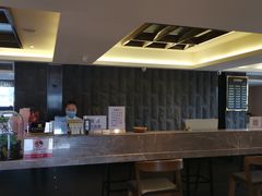-红方格精致酒店(泸州金融中心万象汇店)