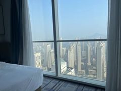 -大连星海皇冠假日酒店