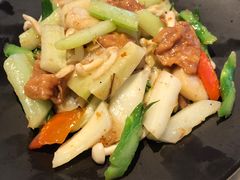 -港丽餐厅(高德置地店)