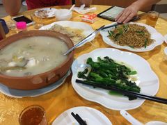 -品香菜馆(旗峰路中侨大厦店)