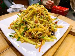 -东北大院铁锅炖(富业广场店)