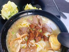 -花溪巷牛肉粉(泉城路店)