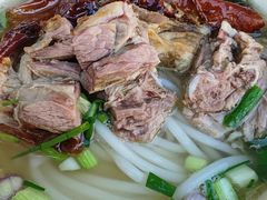 -香辉食馆(新兴路店)